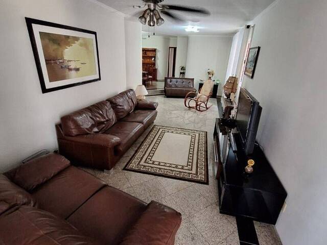 Apartamento para Venda em Santos - 2