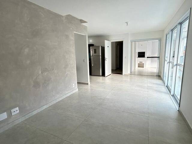 Apartamento para Venda em Santos - 2