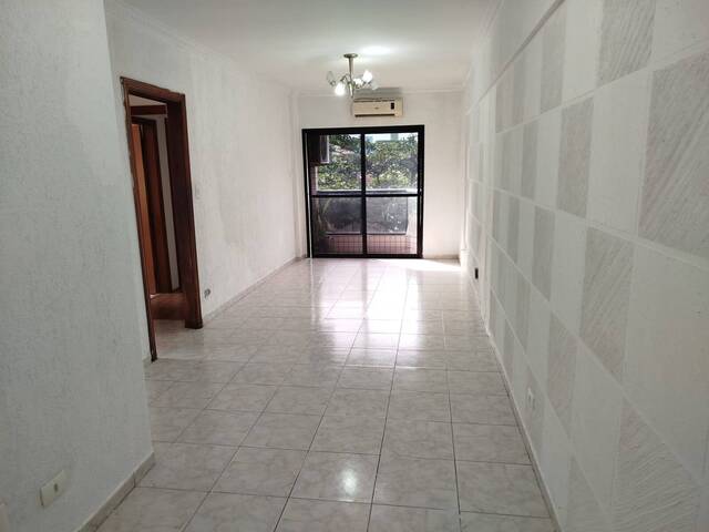 Apartamento para Venda em Santos - 2