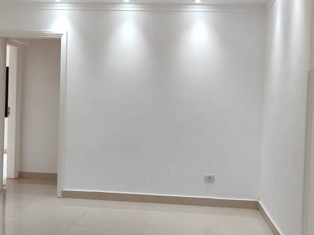Apartamento para Venda em Santos - 4