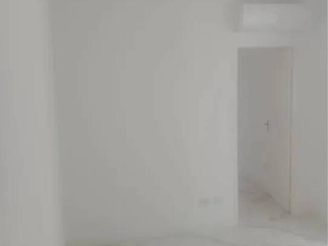 Apartamento para Venda em Santos - 4