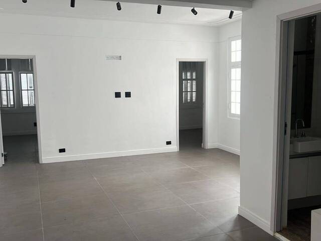 Apartamento para Venda em Santos - 2