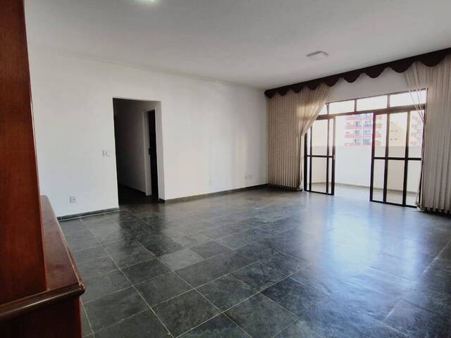 #3608 - Apartamento para Locação em Santos - SP - 1