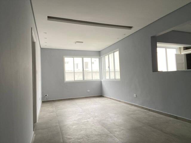 Apartamento para Venda em Santos - 4