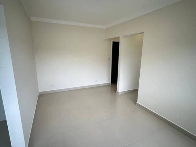 Apartamento para Venda em Santos - 4