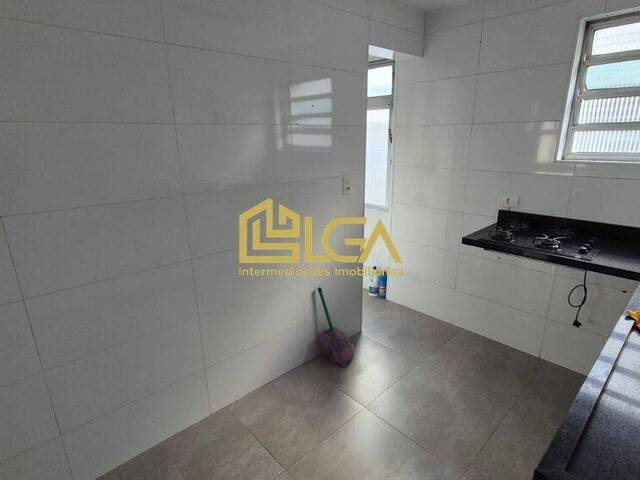 Apartamento para Venda em Santos - 3