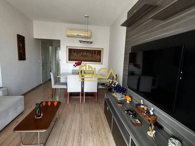 Apartamento para Venda em Santos - 2