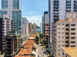 Apartamento para Venda em Santos - 2